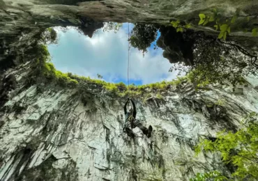 Hố sụt Mèo Vạc giữa lòng Cao nguyên đá Đồng Văn Hà Giang - Địa điểm check in chỉ dành cho những người thích mạo hiểm 7 hố sụt mèo vạc hà giang