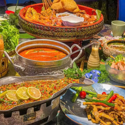 Trang chủ 11 Con Minh - Dại Ly - Khong Tuoc Yen (10)
